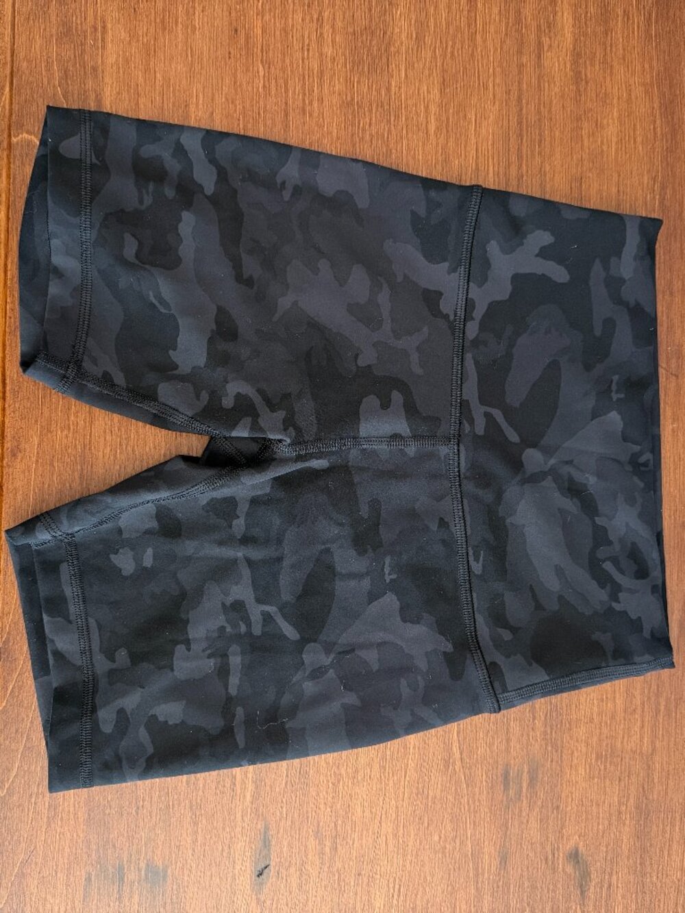 Lululemon Athletica Wunder Train 6” HR Heritage 365 Black Camo Bike Shorts Sz 4